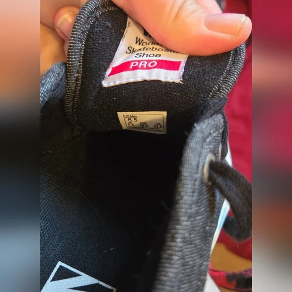 Vans Black Canvas Sneakers 6.5 Skateboard Shoes - Picture 5 of 7